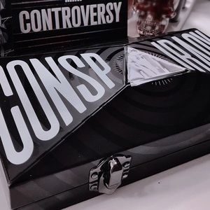 Jeffree Star Rep conspiracy palette